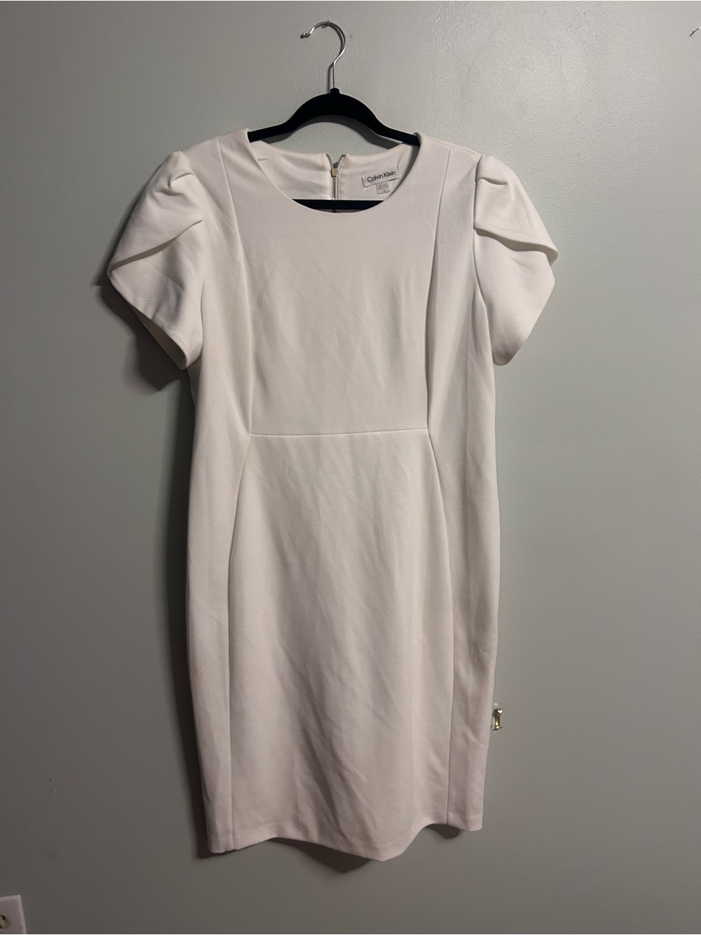 Calvin Klein Ivory Puff-Sleeve Sheath Dress